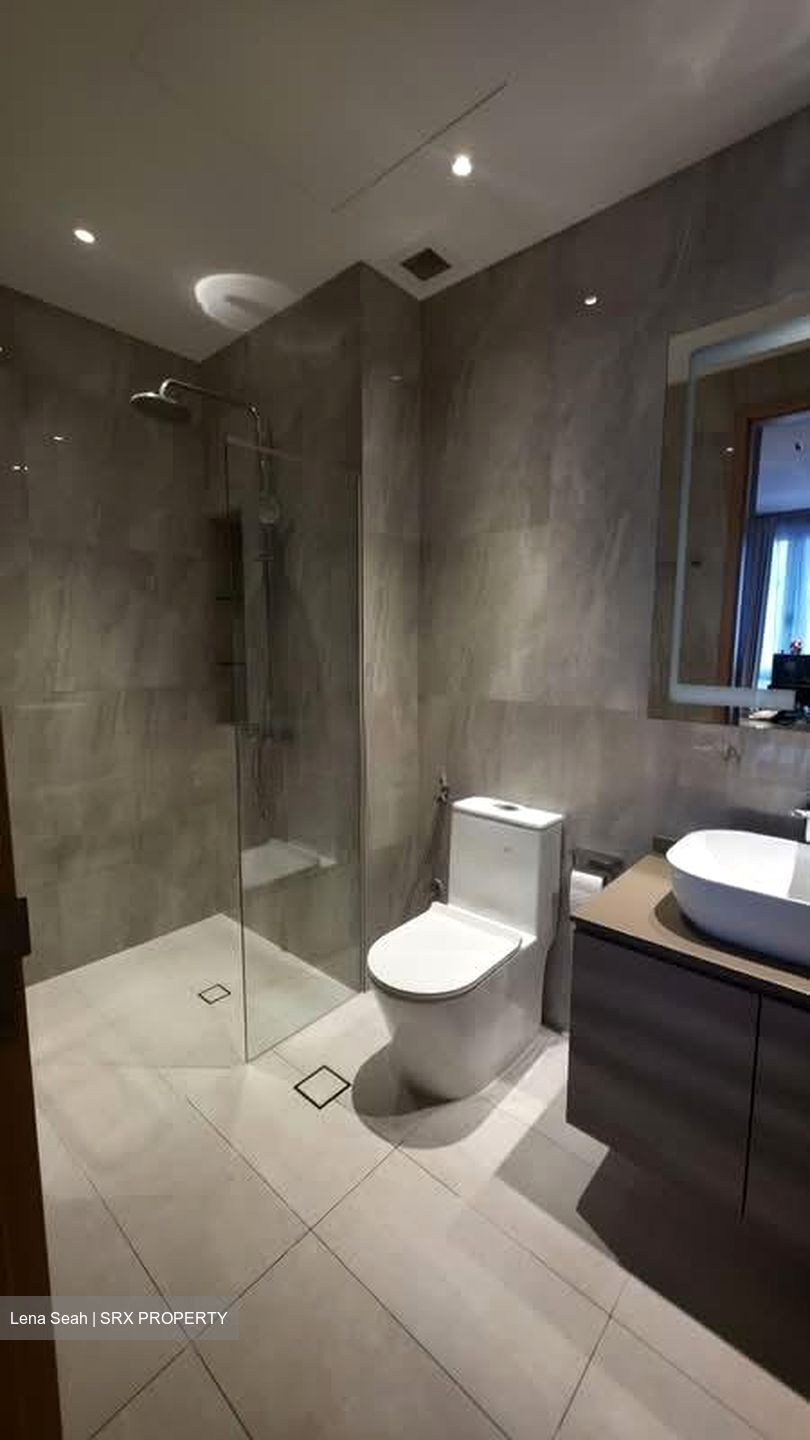 Macpherson Road (D13), Terrace #543064481